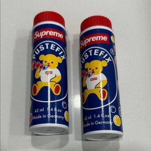 Supreme Pustefix Bubble Set in Red, Blue, and Yellow